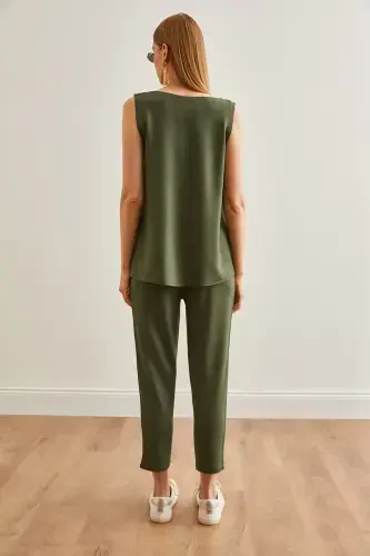 Women's Khaki Sleeveless Loose Blouse Set with Crystal Jewelry - 6