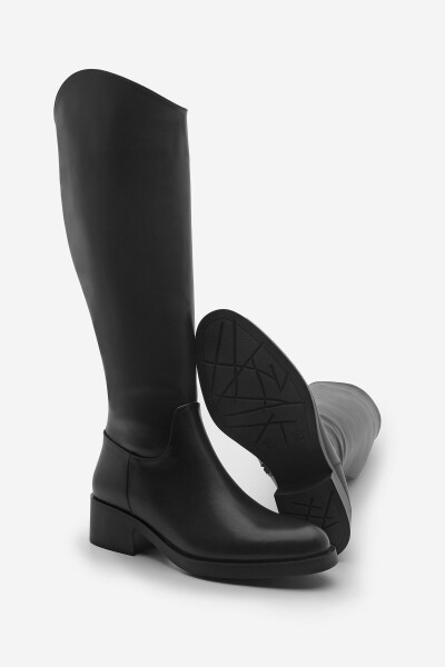 Women's Knee-High Zippered Casual Boots - 7