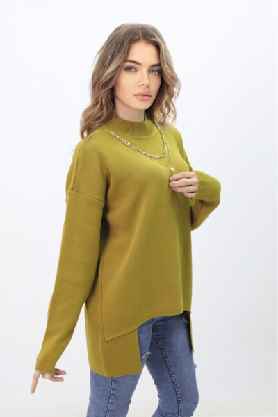 Women's Knit Tunic with Necklace - 3