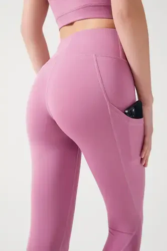 Women's Lavender High Waist Shaping Double Pocket Below Knee Capri Leggings - 6