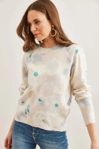 Women's Leaf Ecru Crew Neck Patterned Soft Touch Premium Knit Sweater KZK-19000611-Leaf Ecru 