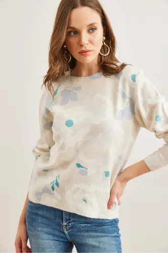 Women's Leaf Ecru Crew Neck Patterned Soft Touch Premium Knit Sweater KZK-19000611-Leaf Ecru - 4
