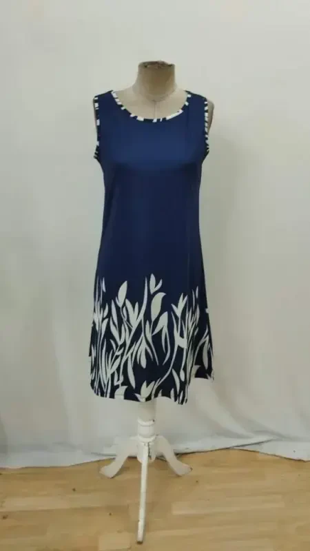 Women's Leaf Patterned Fitted Mini Dress - 5