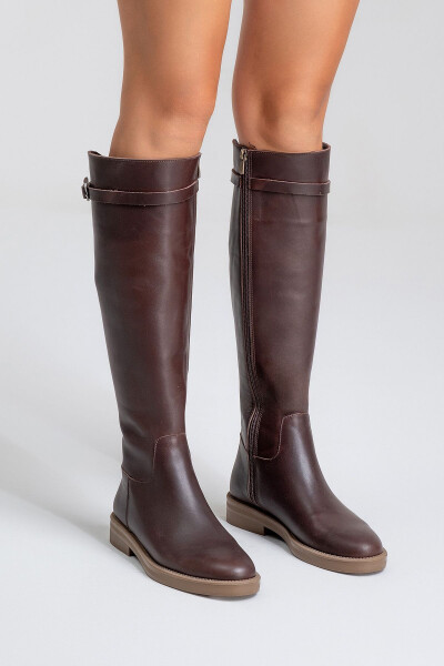 Women's leather boots in coffee color - 2