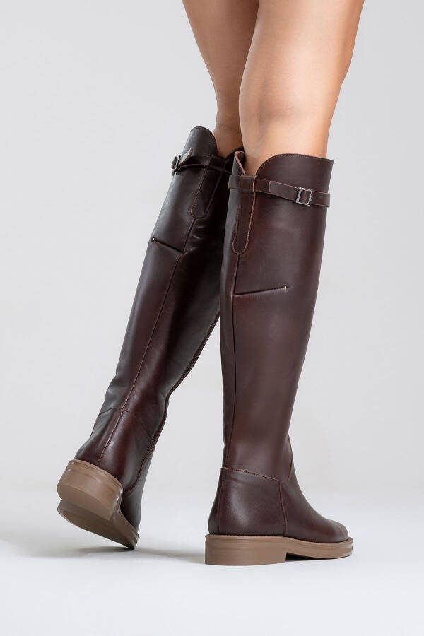 Women's leather boots in coffee color - 3