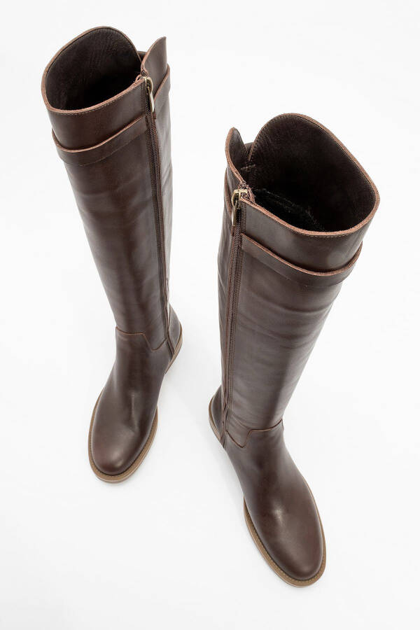 Women's leather boots in coffee color - 7