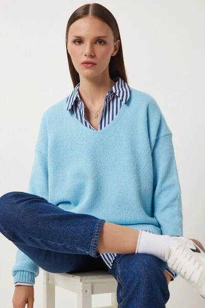 Women's Light Blue V-Neck Knit Sweater ZA00063-Light Ma - HAPPINESS İSTANBUL