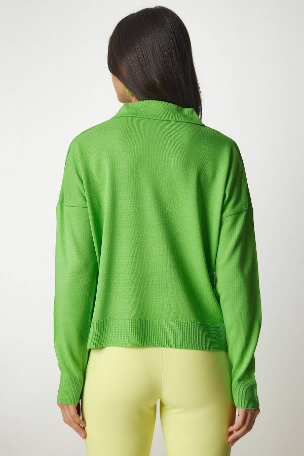 Women's Light Green Polo Neck Basic Sweater bv00094 - 4