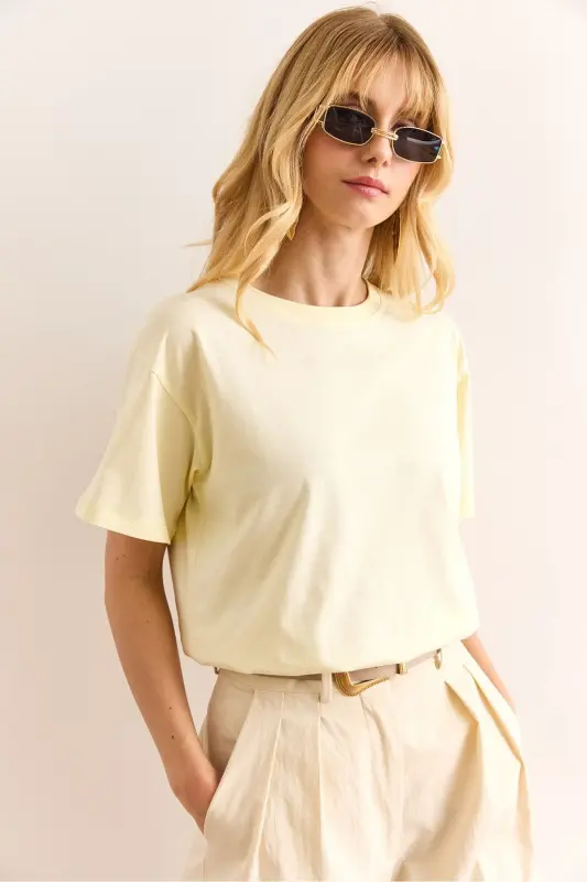 Women's Light Yellow Crew Neck Basic T-Shirt TSH-190 - 3