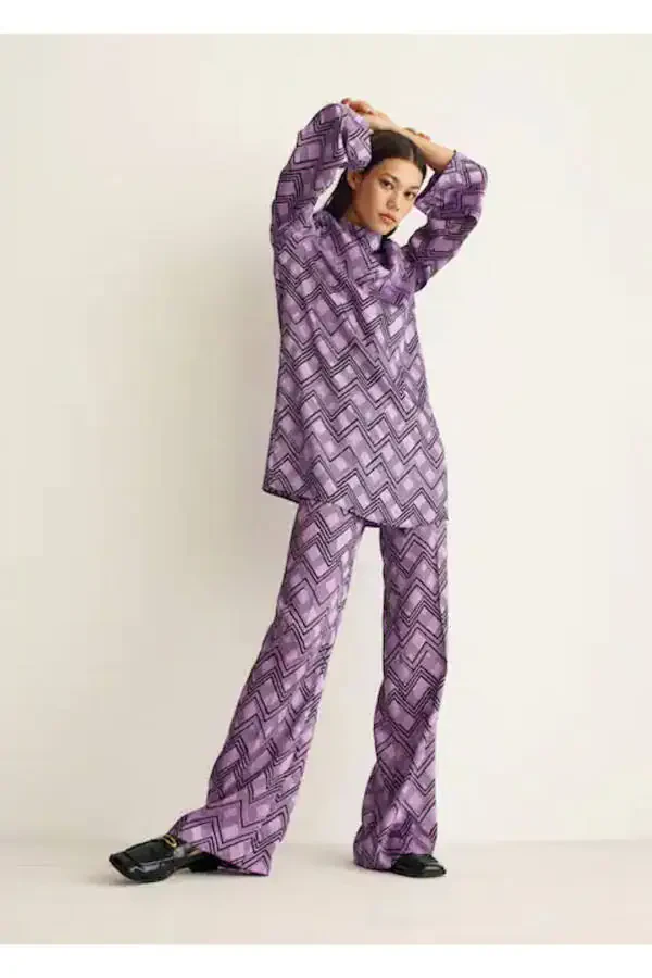 Women's Lilac Geometric Pants - 6
