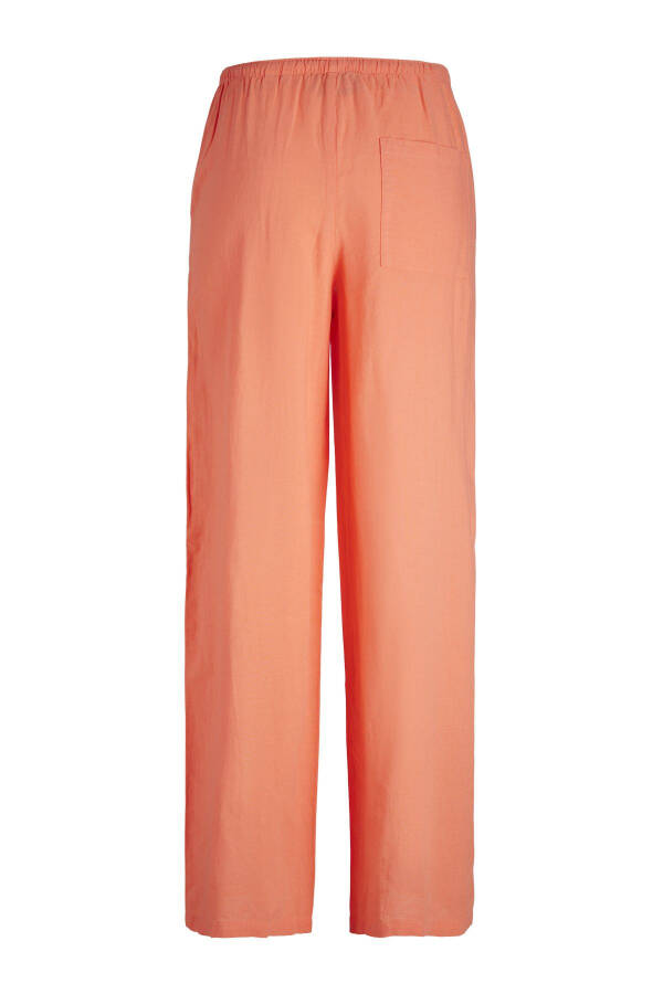 Women's Linen Pants with a Relaxed Fit - 4