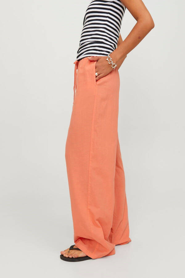 Women's Linen Pants with a Relaxed Fit - 6