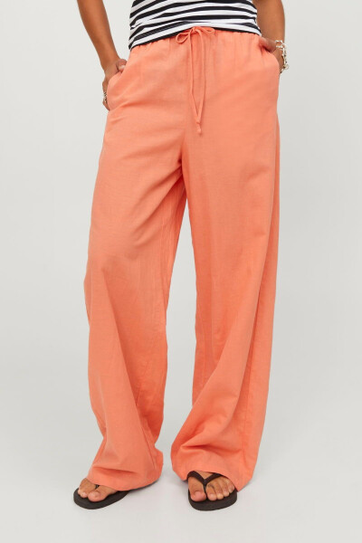 Women's Linen Pants with a Relaxed Fit - 7