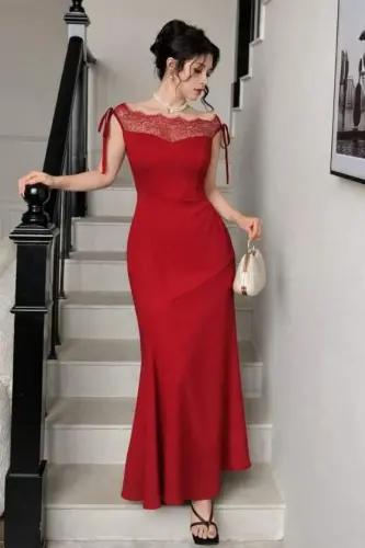 Women's Long Imported Crepe Dress with Lace Detail on Chest and Collar, Boat Neck Look - 3