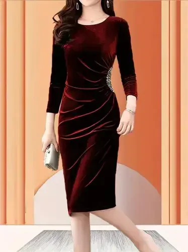 Women's Long Sleeve Boat Neck Side Stone Detailed Midi Velvet Dress - 4