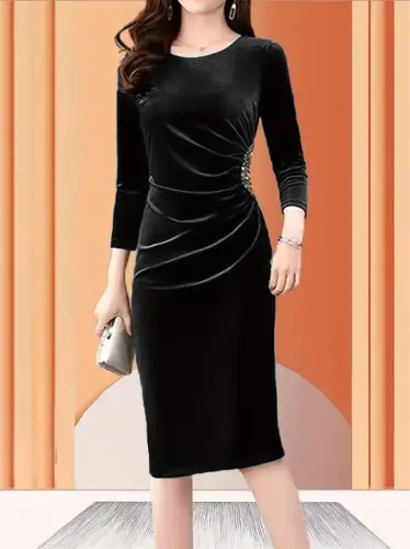 Women's Long Sleeve Boat Neck Side Stone Detailed Midi Velvet Dress - 4