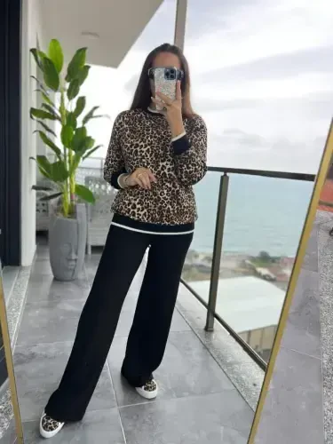 Women's Long Sleeve Crew Neck Leopard Print Two Thread Blouse and Viscose Two Thread Pants Set - 4