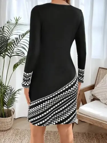 Women's Long Sleeve Crew Neck Patterned Scuba Dress - 4