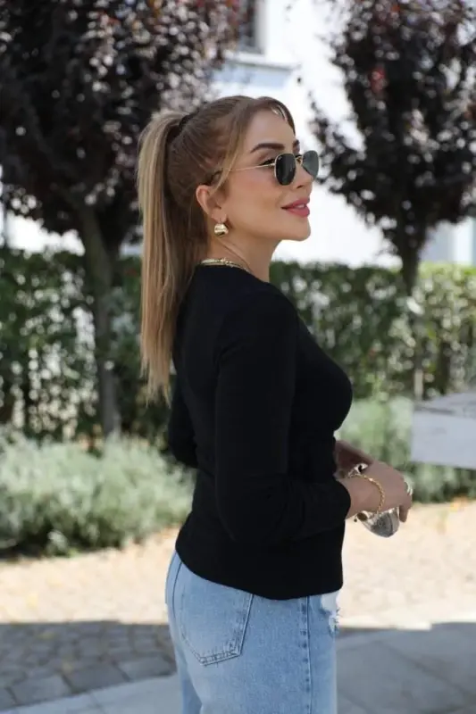 Women's Long Sleeve Crossover Collar Buckle Detailed Viscose Blouse - 3