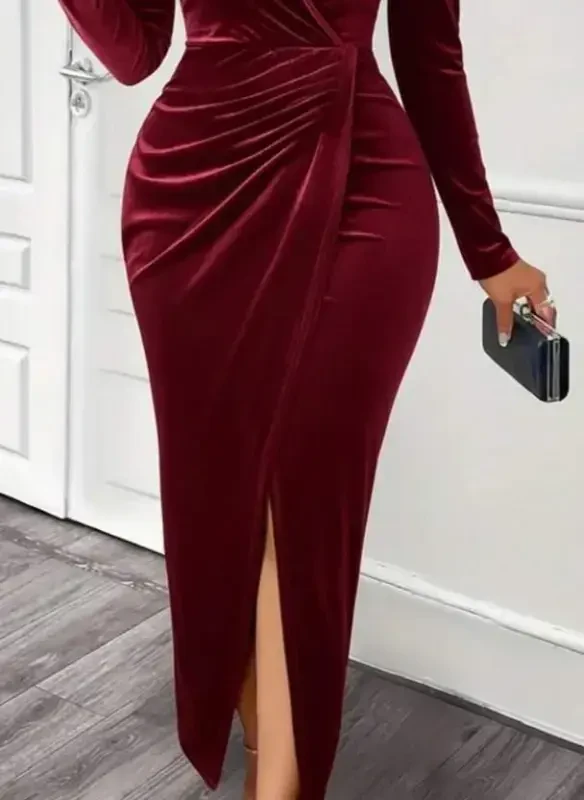 Women's Long Sleeve Crossover Neckline Crisscross Detailed Long Velvet Dress - 3