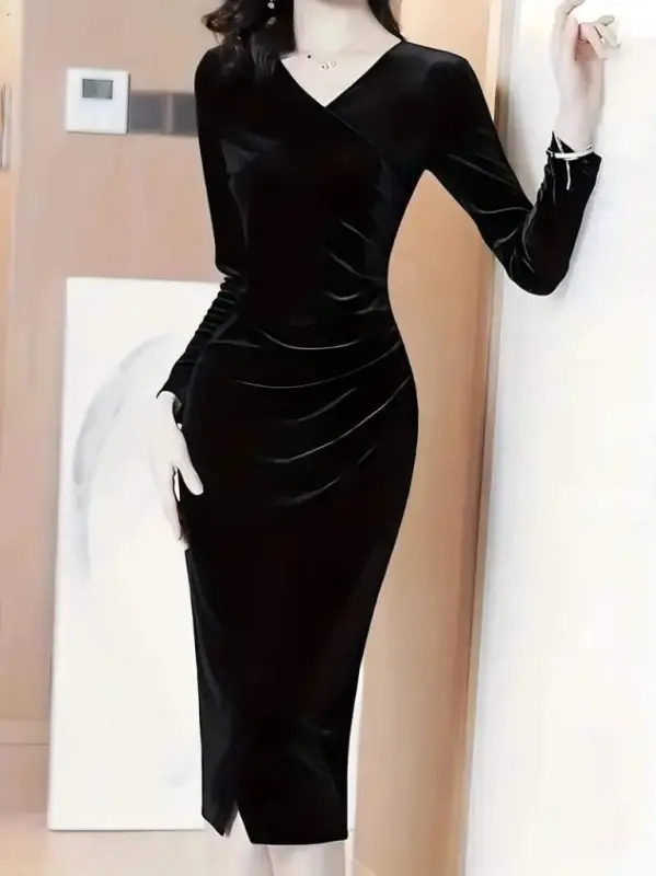 Women's Long Sleeve Crossover V-Neck Side Ruched Front Overlap Detailed Midi Velvet Dress - 3