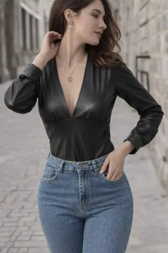 Women's Long Sleeve Deep V Neck Leather Bodysuit - BÜYÜKBEDENIZ (1)