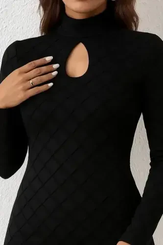 Women's Long Sleeve Drop Detail Flock Print Plunge Mini Dress - BÜYÜKBEDENIZ (1)