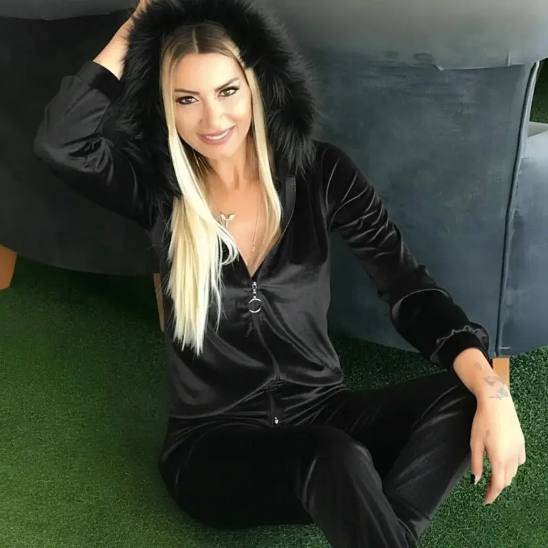 Women's Long Sleeve Front Zipper Hooded Feather Detail Velvet Blouse And Pants Set - BÜYÜKBEDENIZ