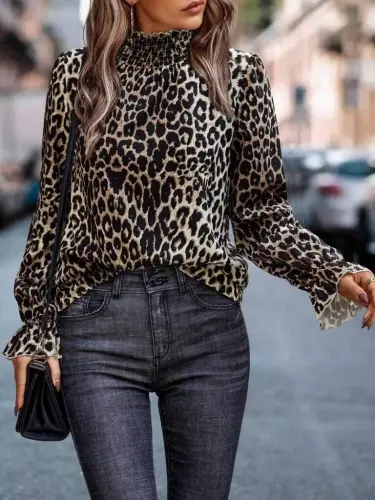 Women's Long Sleeve Guipure Detailed Turtleneck Leopard Patterned Supreme Blouse - 2