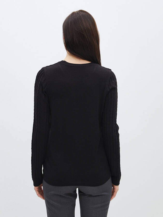 Women's Long Sleeve Knit Sweater with Bike Neck and Self Design - 4