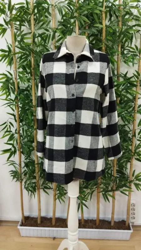 Women's Long Sleeve Plaid Front Button Woven Long Shirt - 6