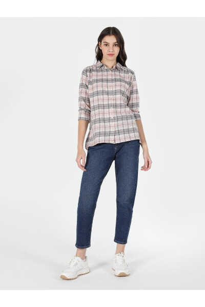 Women's long sleeve, regular fit pink plaid shirt - 1