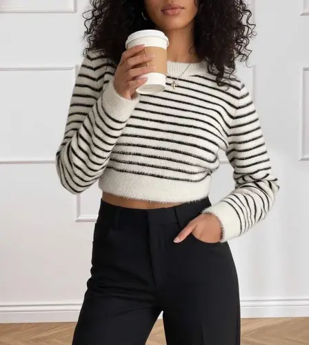 Women's Long Sleeve Turtleneck Crop Knit Blouse - 1