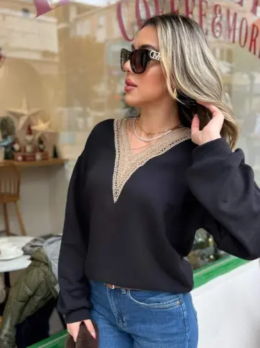 Women's Long Sleeve V Lace Collar Uncombed Three Thread Blouse - 3