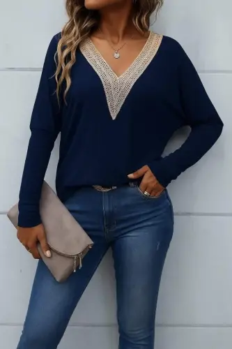 Women's Long Sleeve V-Neck Batwing Sleeve Viscose Blouse - 4