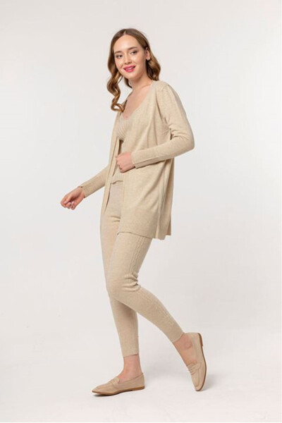 Women's Long Sleeve V-Neck Longline Knit Suit 3 Piece - Beige - 6