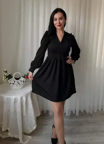 Women's Long Sleeve V Neck Slightly Pleated from Waist Scuba Crepe Mini Dress - 6