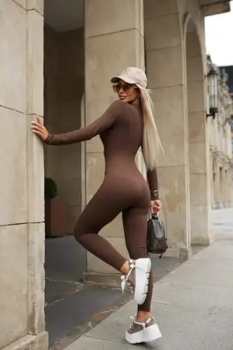 Women's Long Sleeve Zippered Ribbed Jumpsuit - BÜYÜKBEDENIZ (1)