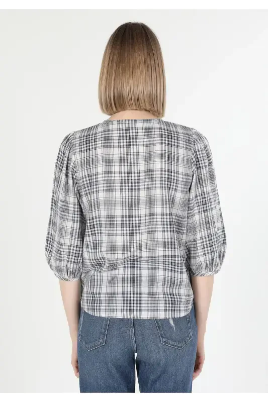 Women's long-sleeved, bisiklet collar, plaid, navy blue, regular fit shirt. - 2