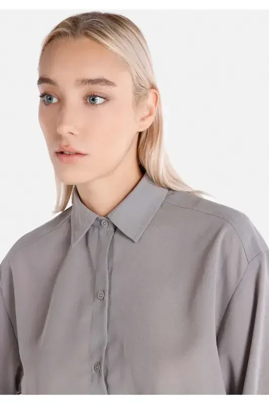 Women's long-sleeved, regular fit gray shirt - 4