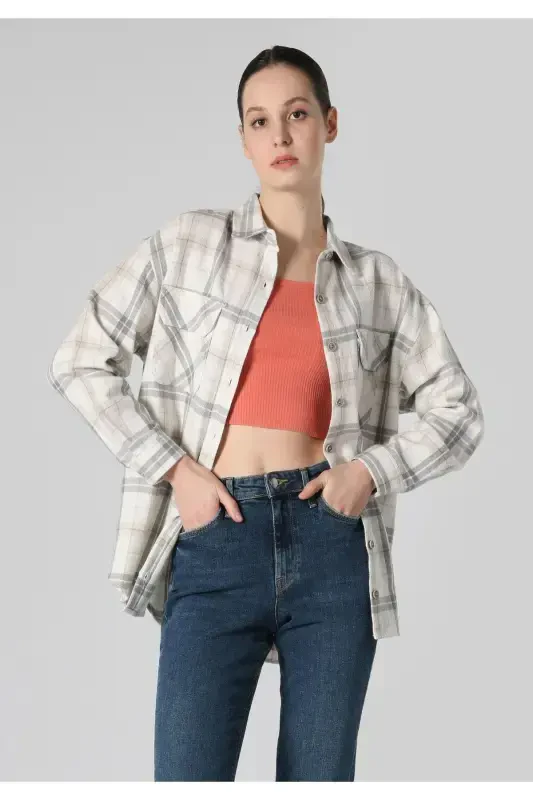 Women's long-sleeved striped beige shirt - 1