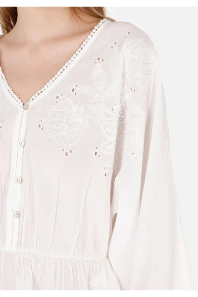 Women's long-sleeved, white, V-neck, regular fit, patterned shirt - 5