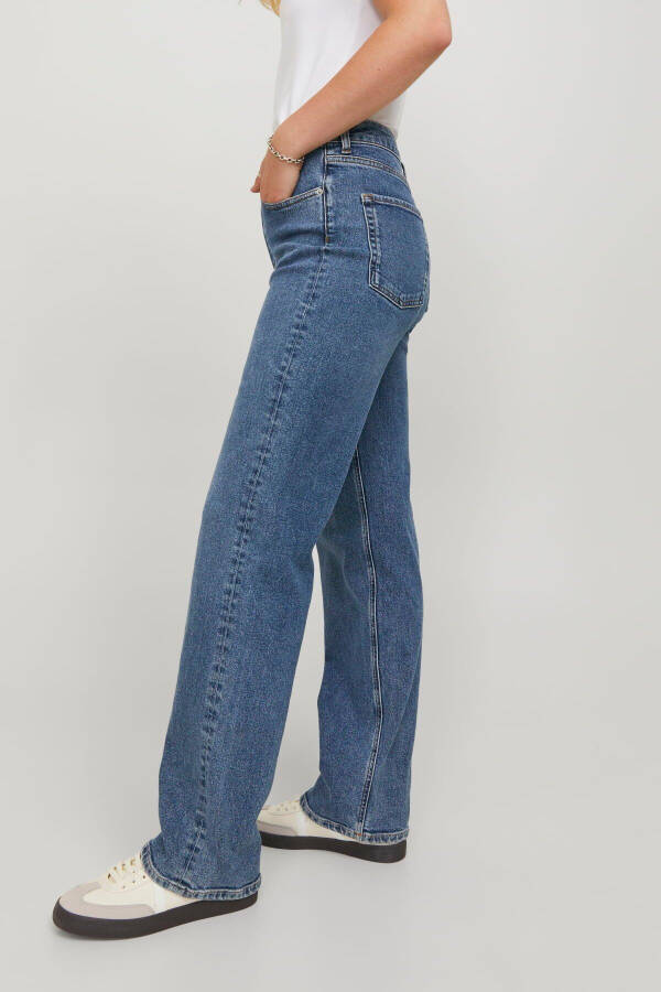 Women's Loose Fit Jean - Seville - 4