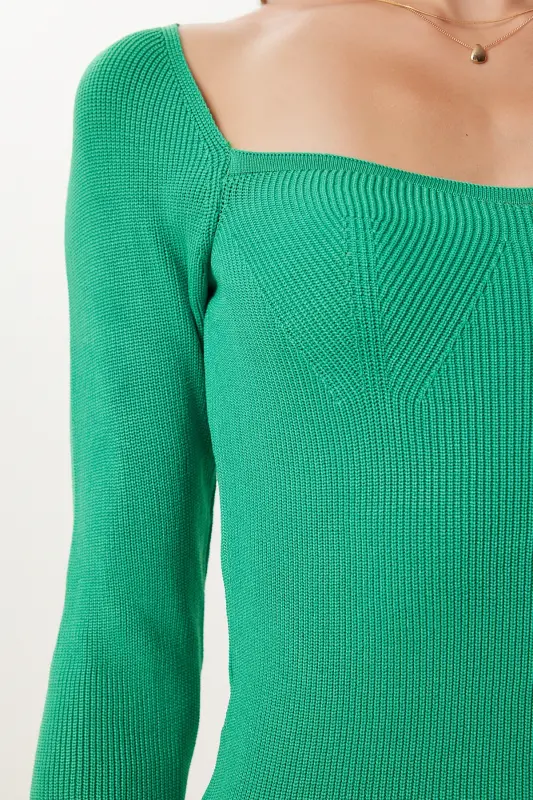 Women's Medium Green Heart Neck Ribbed Knit Sweater US00738-Medium Green - 4