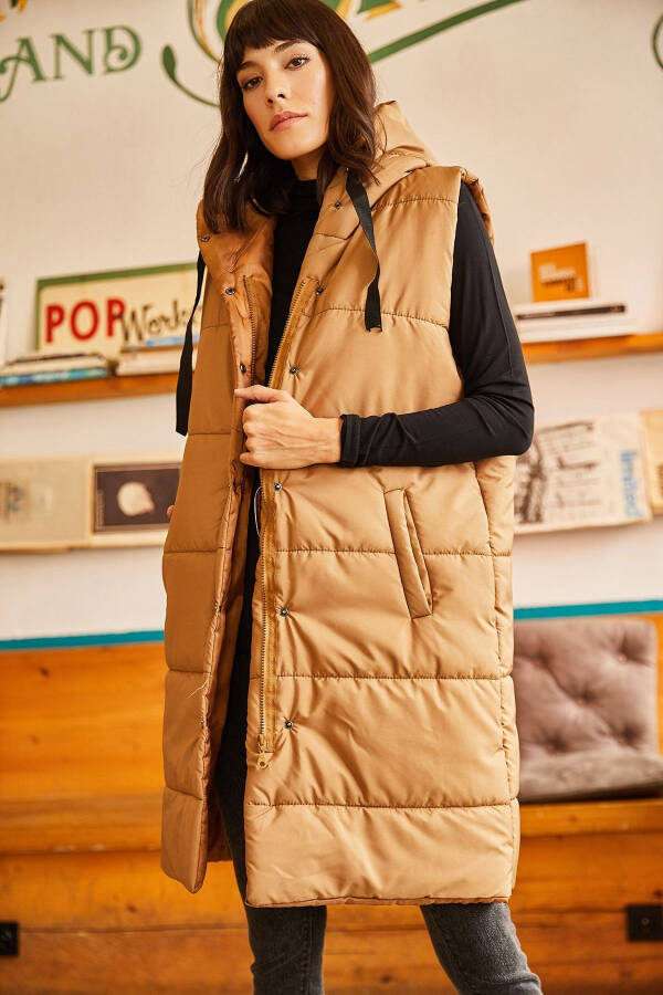 Women's Milk Coffee Hooded Pocket Puffer Vest YLK-19000007 - 6