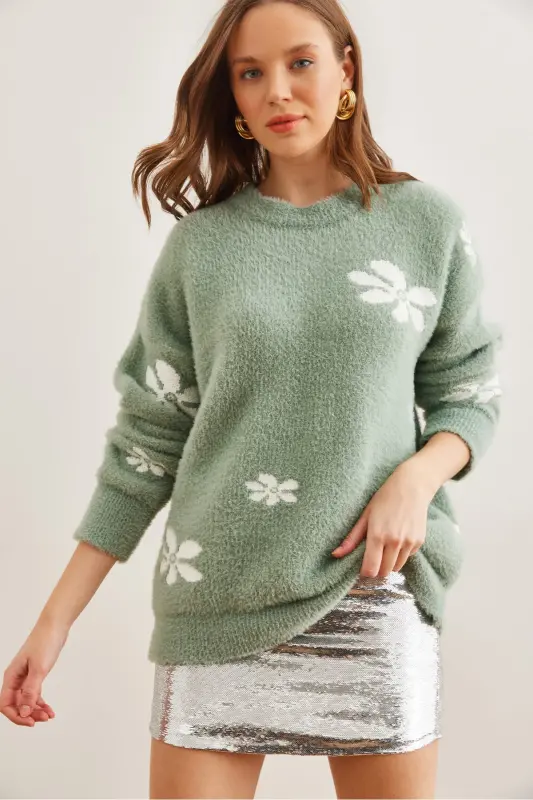 Women's Mint Green Floral Pattern Soft Textured Knitted Sweater KZK-19000900 - 2