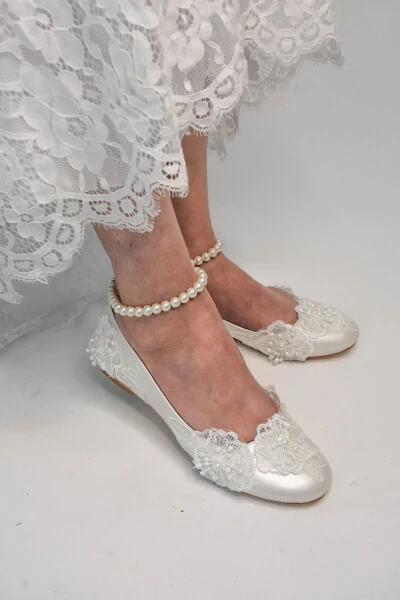 Women's Mother-of-Pearl Broken White Lace Pearl Bridal Ballerina - LİNEER