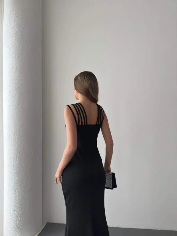Women's Multi Shoulder Strap Front Stone Embroidered Fishtail Cut Janjan Crepe Maxi Length Dress - 3
