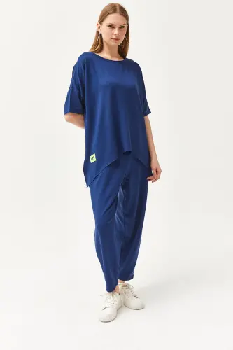 Women's Navy Blue Asymmetric Blouse Soft Textured Bottom - 5