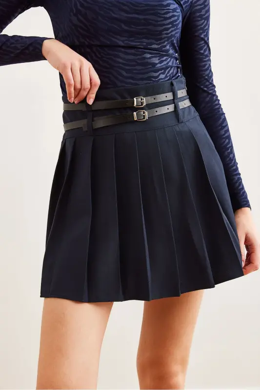 Women's Navy Blue Double Belted Pleated Mini Woven Skirt - 4